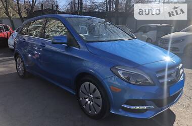 Хетчбек Mercedes-Benz B-Class 2014 в 