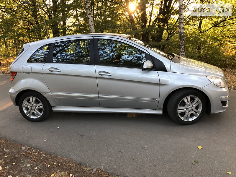Хетчбек Mercedes-Benz B-Class 2010 в Лубнах фото 7 Хетчбек Mercedes-Benz B-Class 2010 в Лубнах