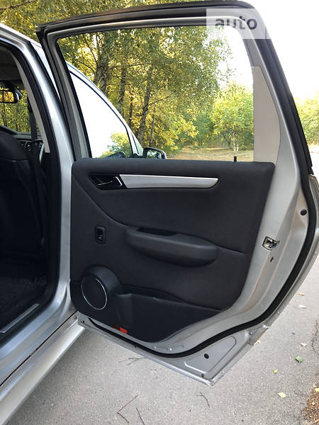 Хетчбек Mercedes-Benz B-Class 2010 в Лубнах фото 47 Хетчбек Mercedes-Benz B-Class 2010 в Лубнах