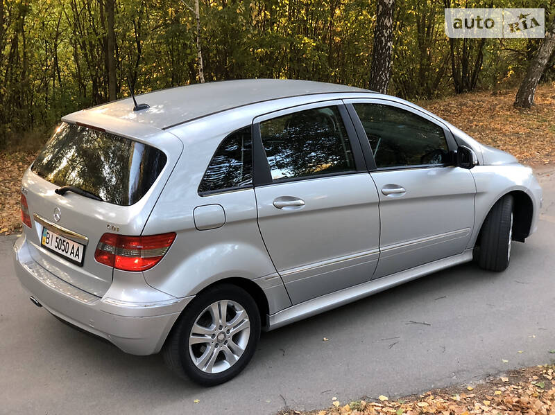 Хетчбек Mercedes-Benz B-Class 2010 в Лубнах фото 36 Хетчбек Mercedes-Benz B-Class 2010 в Лубнах