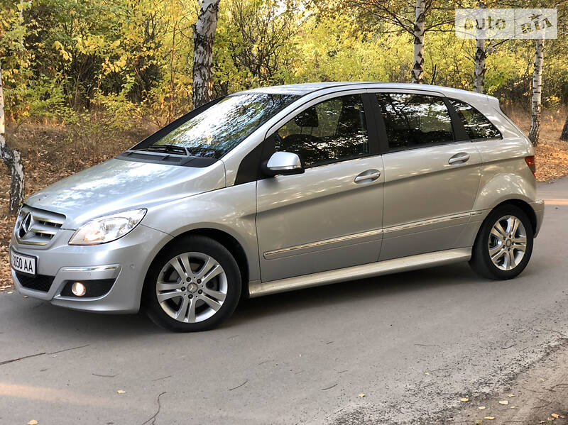 Хетчбек Mercedes-Benz B-Class 2010 в Лубнах фото 17 Хетчбек Mercedes-Benz B-Class 2010 в Лубнах