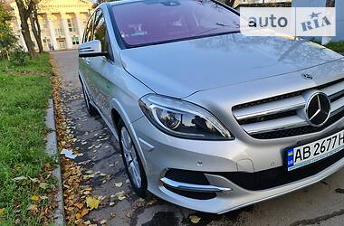 Хэтчбек Mercedes-Benz B-Class 2017 в Виннице