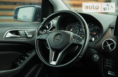 Хэтчбек Mercedes-Benz B-Class 2014 в Днепре