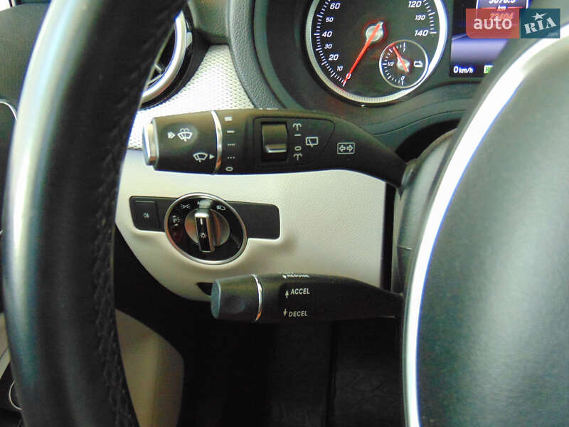 Хэтчбек Mercedes-Benz B-Class 2014 в Новояворовске