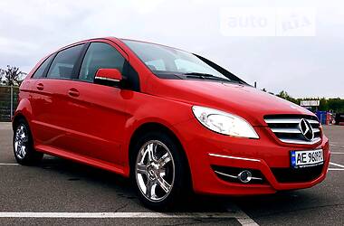 Хэтчбек Mercedes-Benz B-Class 2010 в Днепре