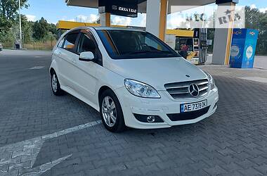 Хэтчбек Mercedes-Benz B-Class 2010 в Днепре