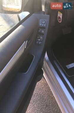 Хэтчбек Mercedes-Benz B-Class 2010 в 