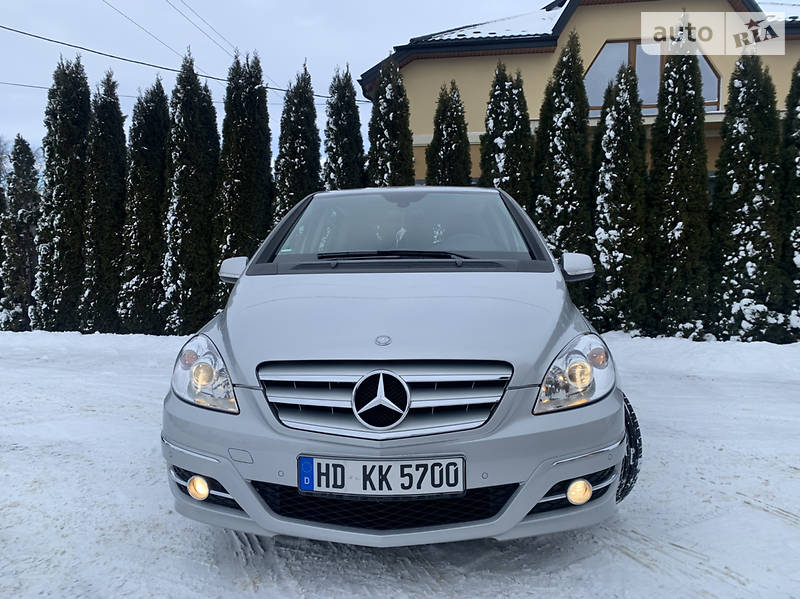 Универсал Mercedes-Benz B-Class 2010 в Самборе