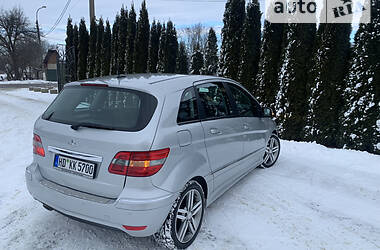 Универсал Mercedes-Benz B-Class 2010 в Самборе