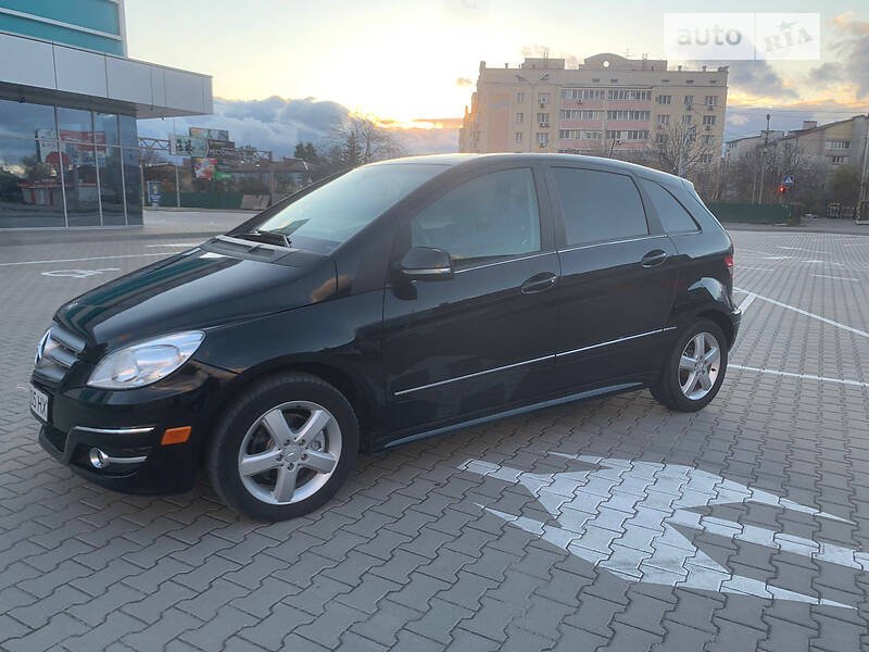 Хэтчбек Mercedes-Benz B-Class 2010 в Киеве