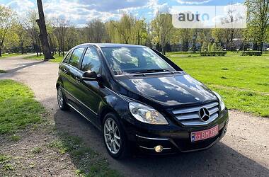 Универсал Mercedes-Benz B-Class 2010 в Запорожье