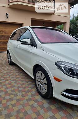 Хэтчбек Mercedes-Benz B-Class 2015 в Ужгороде