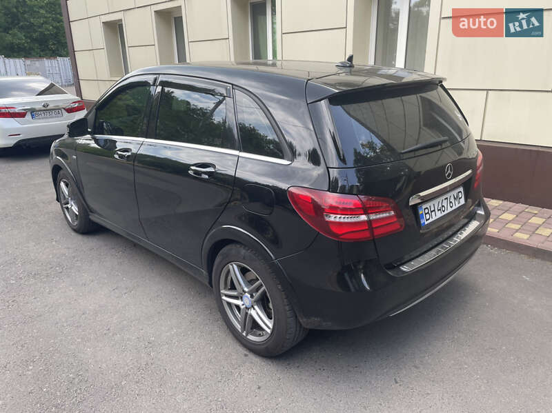 Хэтчбек Mercedes-Benz B-Class 2015 в Черноморске