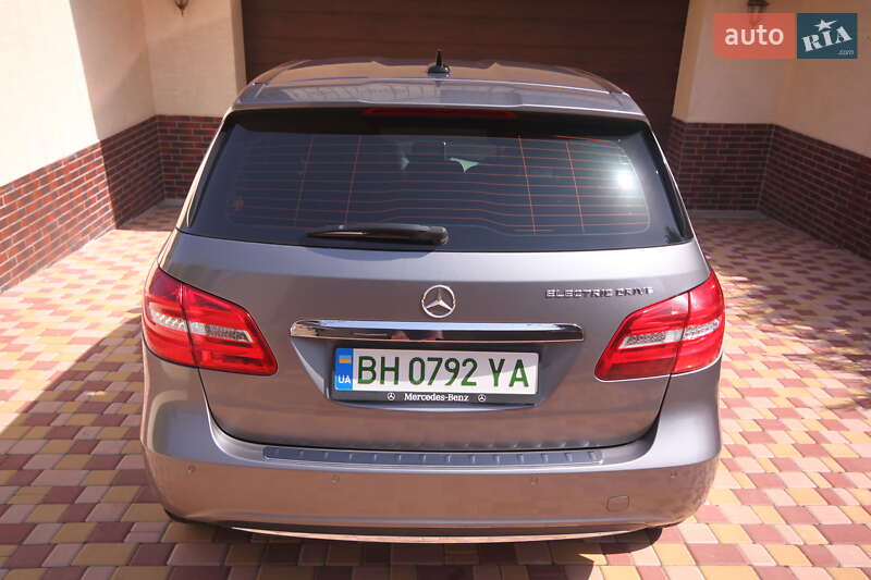 Хэтчбек Mercedes-Benz B-Class 2014 в Одессе