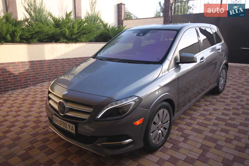 Хэтчбек Mercedes-Benz B-Class 2014 в Одессе