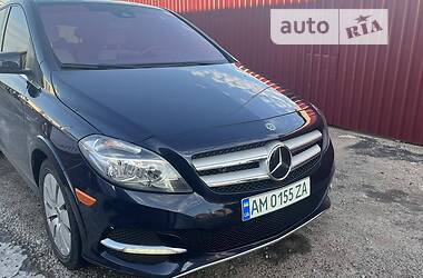 Mercedes-Benz B-Class 2017