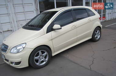 Хэтчбек Mercedes-Benz B-Class 2010 в Одессе