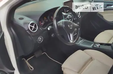 Mercedes-Benz B-Class 2017