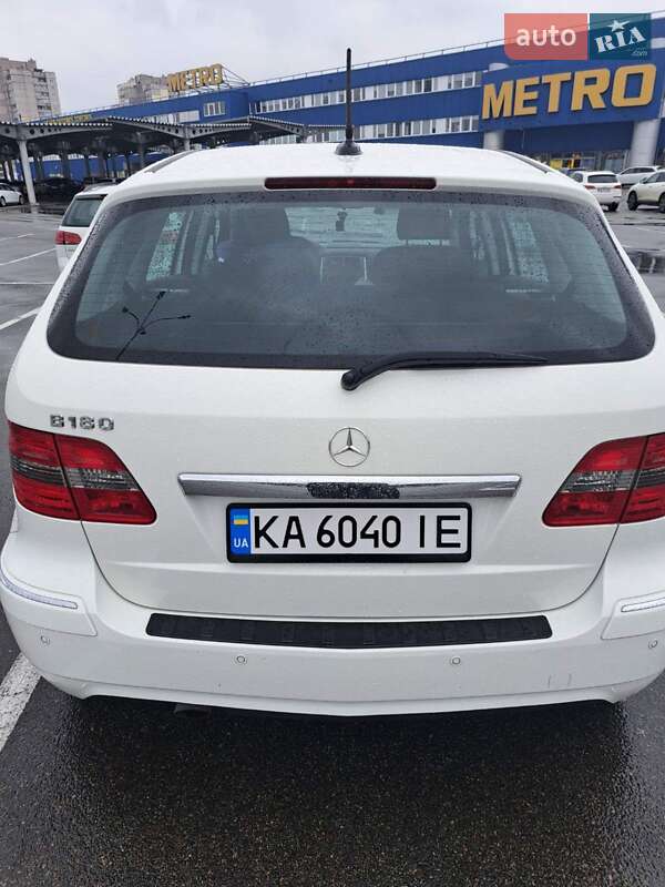 Хэтчбек Mercedes-Benz B-Class 2010 в Киеве фото 6 Хэтчбек Mercedes-Benz B-Class 2010 в Киеве