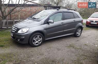 Mercedes-Benz B-Class 2011