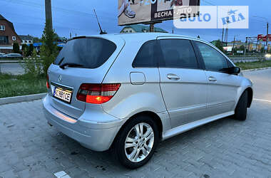 Хэтчбек Mercedes-Benz B-Class 2005 в 