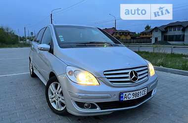 Хэтчбек Mercedes-Benz B-Class 2005 в 