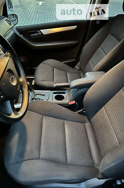 Хэтчбек Mercedes-Benz B-Class 2005 в 