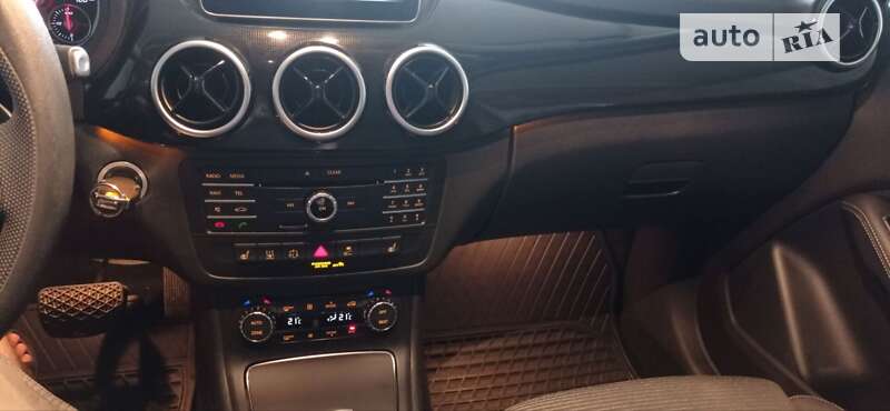 Хэтчбек Mercedes-Benz B-Class 2015 в Черкассах фото 13 Хэтчбек Mercedes-Benz B-Class 2015 в Черкассах