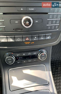Хэтчбек Mercedes-Benz B-Class 2017 в 