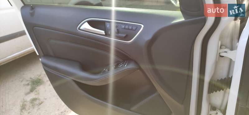 Хетчбек Mercedes-Benz B-Class 2014 в Чорноморську фото 13 Хетчбек Mercedes-Benz B-Class 2014 в Чорноморську