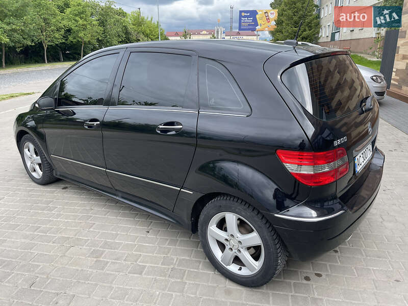 Хэтчбек Mercedes-Benz B-Class 2005 в Владимире