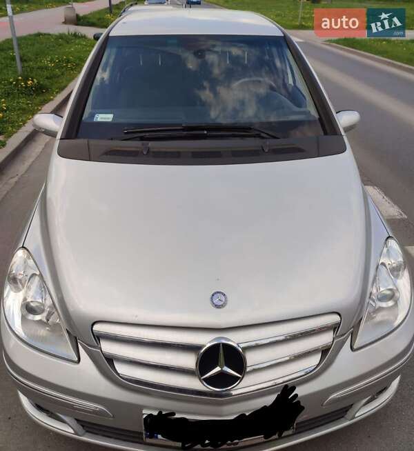 Хэтчбек Mercedes-Benz B-Class 2006 в 