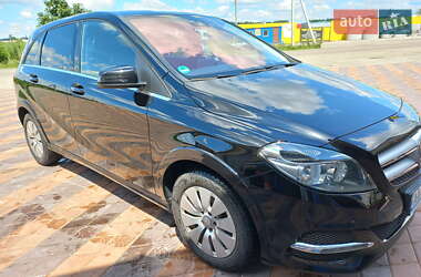 Хэтчбек Mercedes-Benz B-Class 2017 в Киеве
