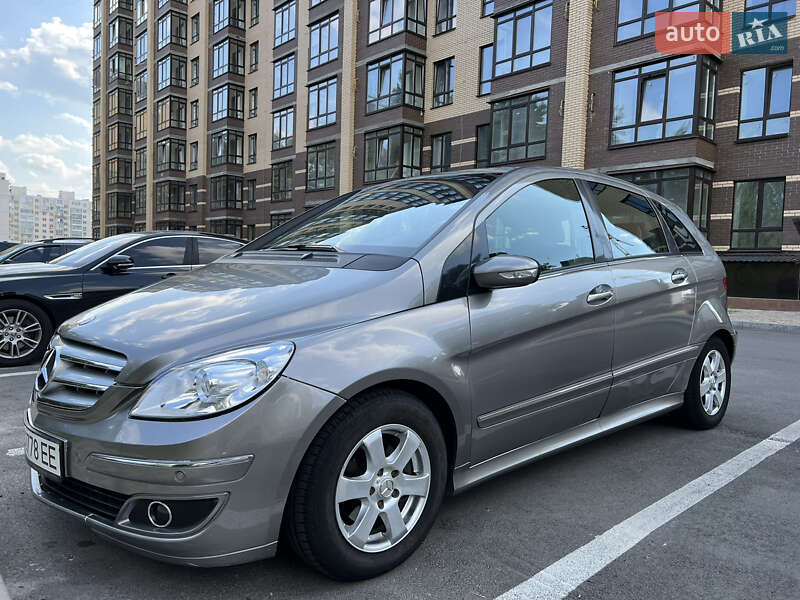 Mercedes-Benz B-Class 2005