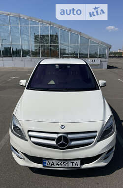 Хэтчбек Mercedes-Benz B-Class 2014 в Киеве