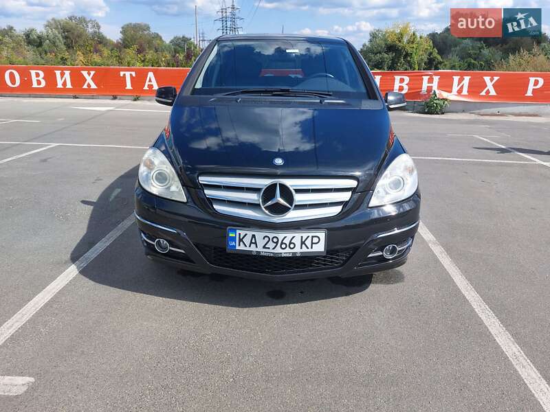 Хэтчбек Mercedes-Benz B-Class 2011 в Киеве