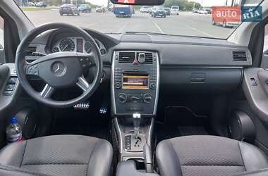 Хэтчбек Mercedes-Benz B-Class 2011 в Киеве