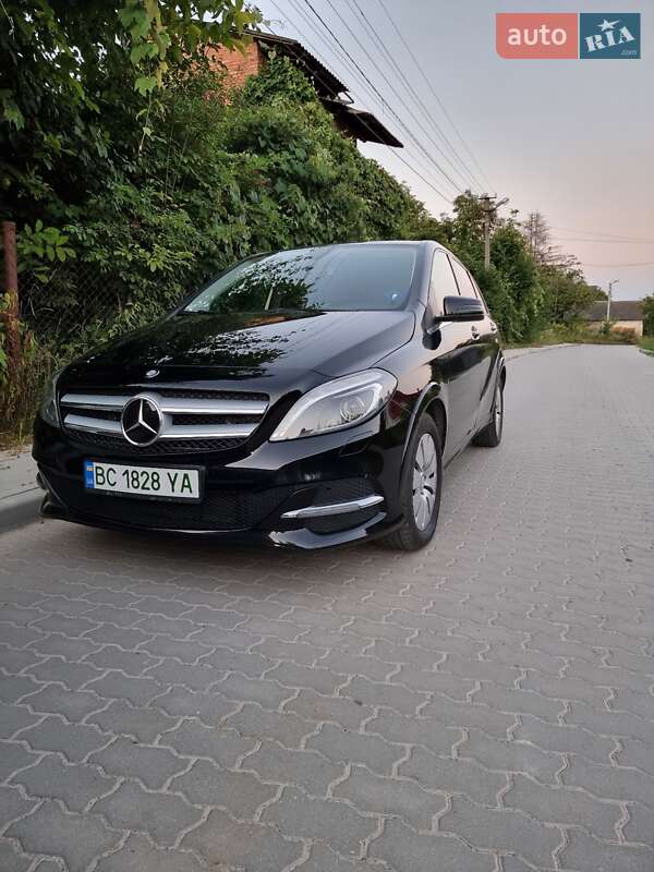 Mercedes-Benz B-Class 2016