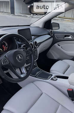 Mercedes-Benz B-Class 2017