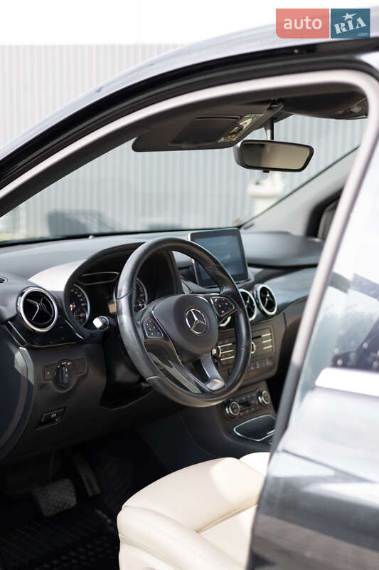 Хэтчбек Mercedes-Benz B-Class 2017 в Луцке