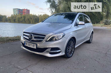 Хетчбек Mercedes-Benz B-Class 2017 в Рівному