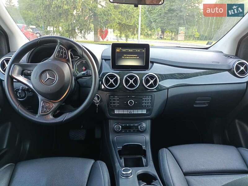 Хетчбек Mercedes-Benz B-Class 2016 в Луцьку