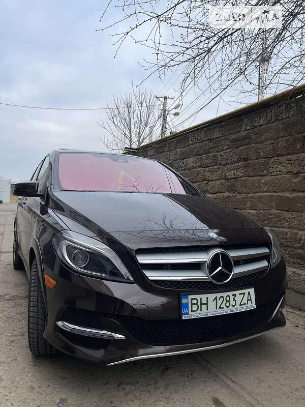 Mercedes-Benz B-Class 2016