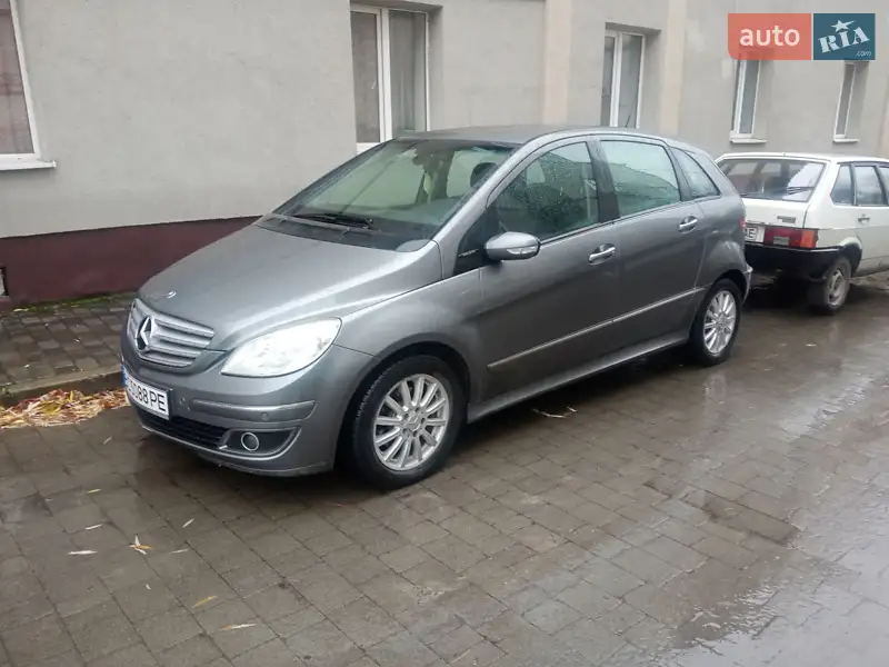Mercedes-Benz B-Class