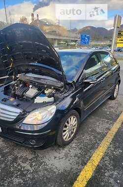 Хэтчбек Mercedes-Benz B-Class 2007 в 