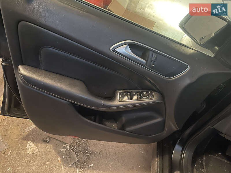 Хэтчбек Mercedes-Benz B-Class 2014 в Виннице