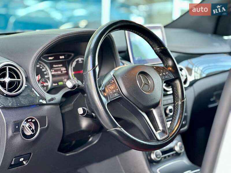 Хетчбек Mercedes-Benz B-Class 2015 в Києві