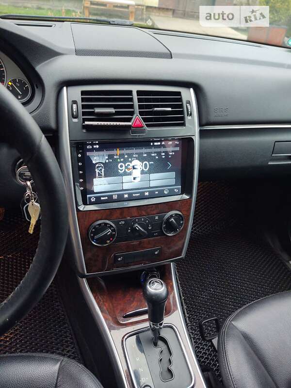 Хэтчбек Mercedes-Benz B-Class 2010 в Пустомытах