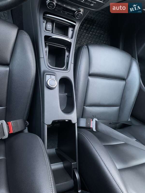 Хетчбек Mercedes-Benz B-Class 2016 в Кременчуці