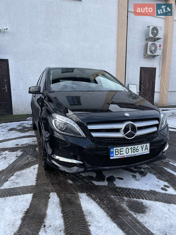 Хэтчбек Mercedes-Benz B-Class 2016 в Южноукраинске